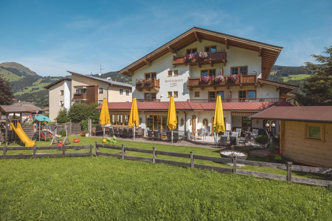 Loipenstubn Hotel Brixen im Thale Buitenkant foto