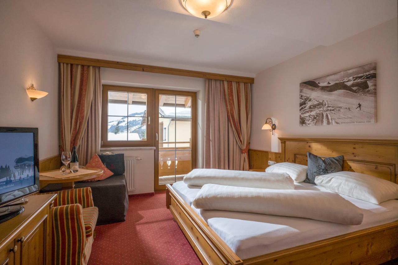 Loipenstubn Hotel Brixen im Thale Buitenkant foto